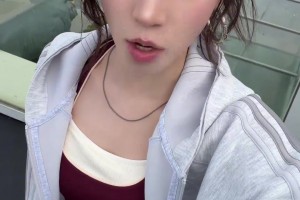 跨界联动~女篮杨舒予和女星宋雨琦在健身房梦幻联动